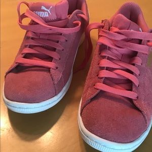 Puma Nubuck pink sneakers